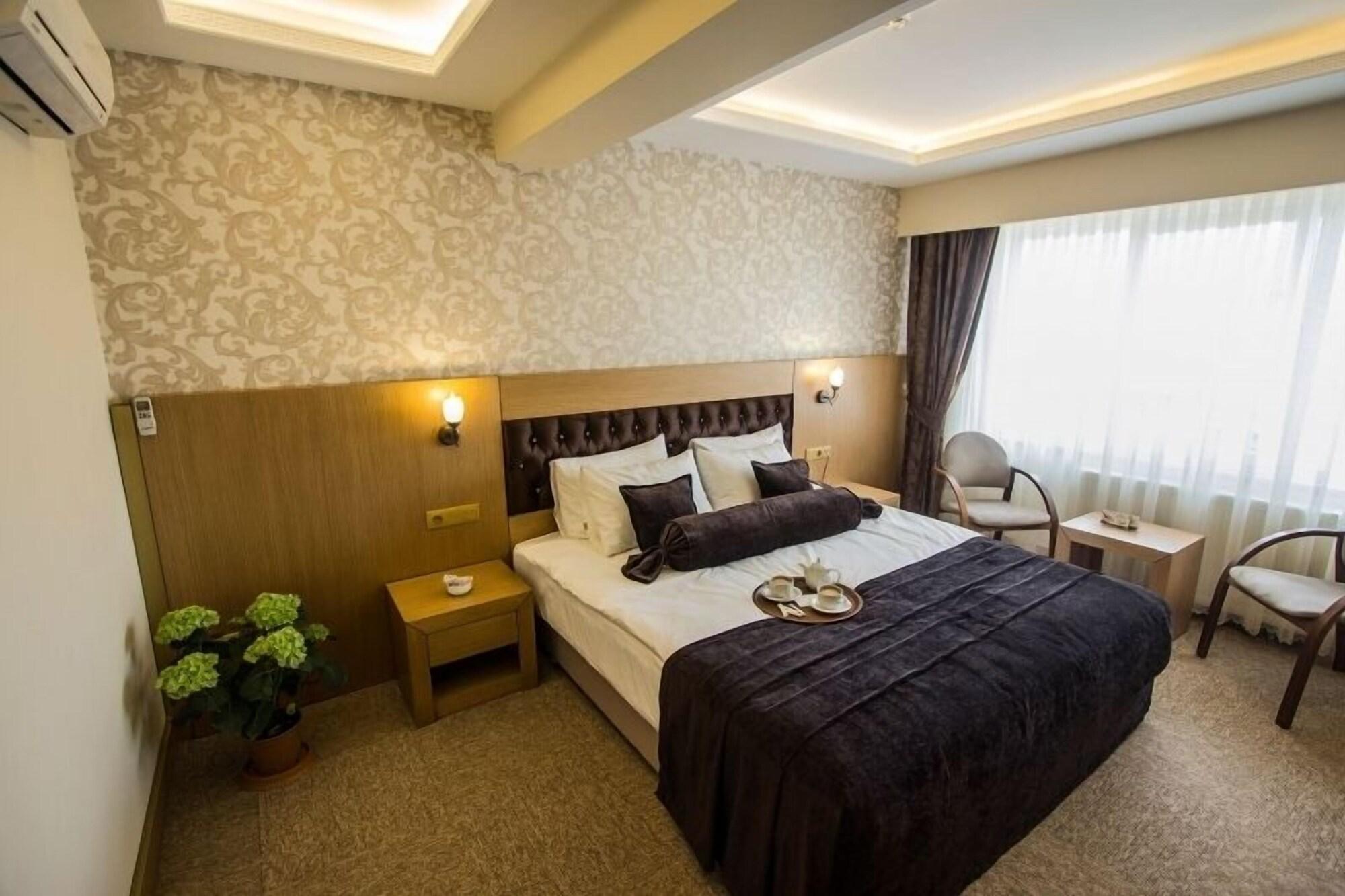 Soylu Hotel Bolu Esterno foto