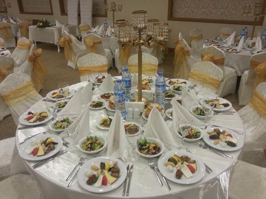 Soylu Hotel Bolu Esterno foto