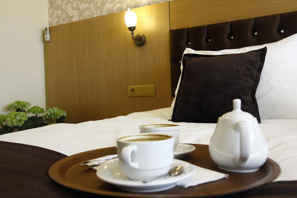 Soylu Hotel Bolu Esterno foto