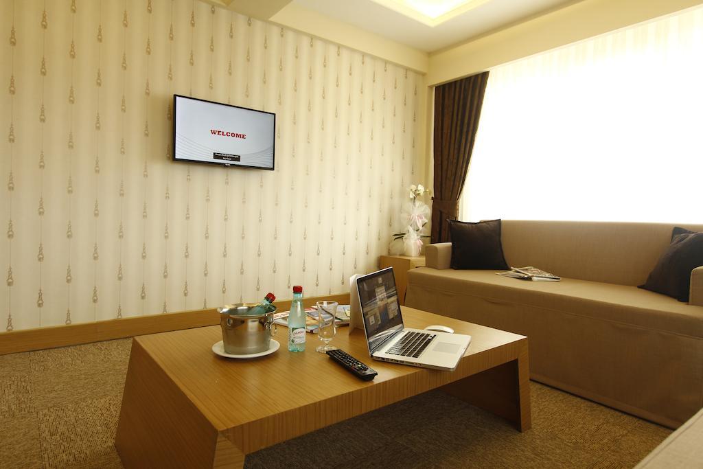 Soylu Hotel Bolu Esterno foto