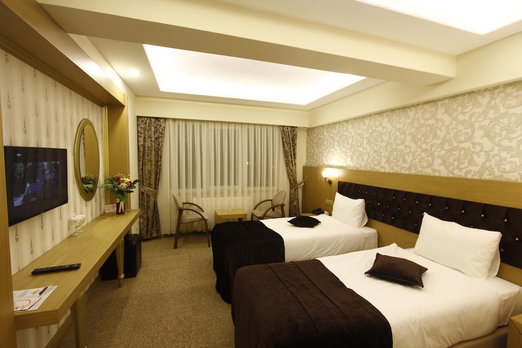 Soylu Hotel Bolu Esterno foto
